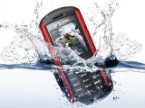 Как спасти утонувший телефон